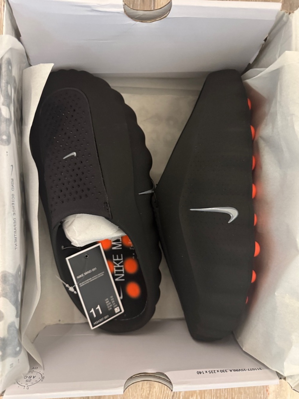 Nike Mind 001 Slides Men’s Black Slip-On Foam Black Orange Outsole Accents